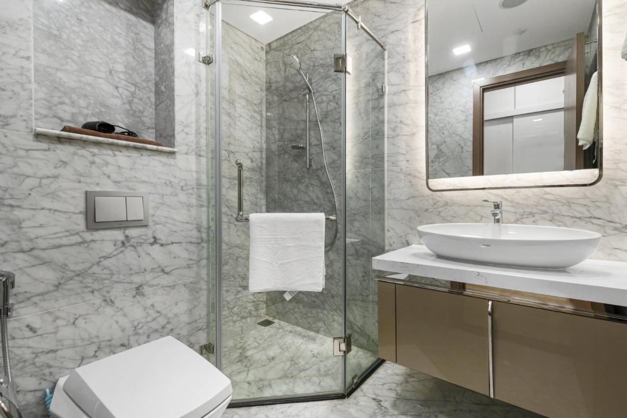 Landmark 81 Serviced Residences Хошимин Экстерьер фото