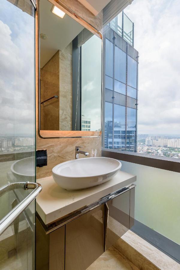 Landmark 81 Serviced Residences Хошимин Экстерьер фото